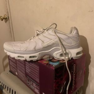 Size 13 Nike air max